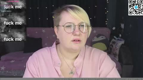 Snapshot of cute_hanna_bbw chatting on 05/27/26, 07:00 Hanna online show from 05/27/26, 07:00
