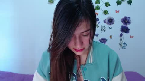 Snapshot of cute_isaa chatting on 07/23/26, 09:46 Isabella online show from 07/23/26, 09:46