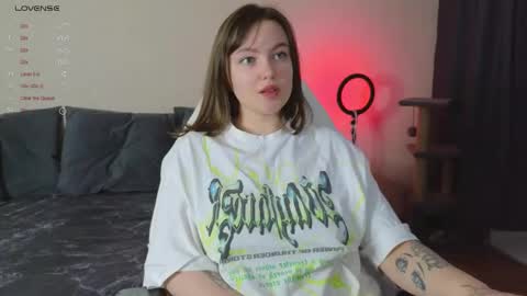 Kite and Jack online show from 11/25/25, 04:23