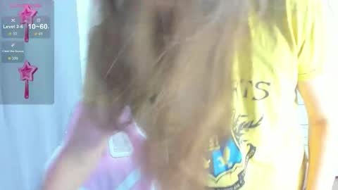 cute_kate0 online show from 09/20/25, 11:22