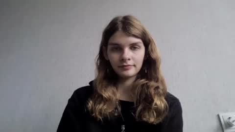 cute_kitte online show from 12/17/24, 08:56