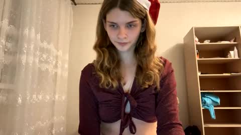 cute_kitte online show from 01/01/25, 06:38