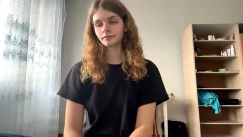 cute_kitte online show from 01/03/25, 11:14