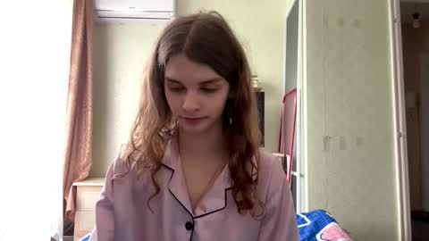 cute_kitte online show from 10/02/25, 06:31