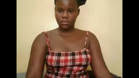 cute_latifah online show from 02/20/26, 09:21