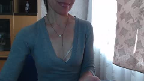 cute_lion_ online show from 02/11/25, 08:26