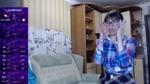 cute_lion_ online show from 02/17/25, 11:34