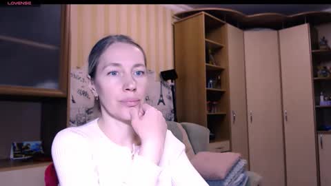 cute_lion_ online show from 02/14/26, 02:58