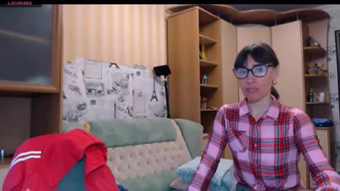 cute_lion_ online show from 02/26/26, 11:09