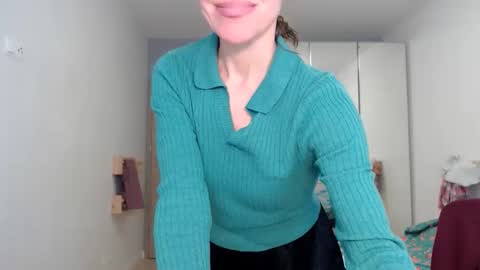 Snapshot of cute_lion_ chatting on 04/30/26, 12:22 cute_lion_ online show from 04/30/26, 12:22
