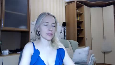 cute_lion_ online show from 07/22/26, 12:30