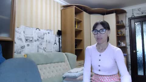 cute_lion_ online show from 07/27/26, 11:50
