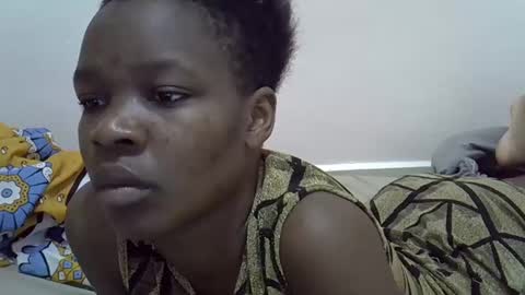 Snapshot of cute_marion chatting on 02/17/25, 12:16 cute_marion online show from 02/17/25, 12:16