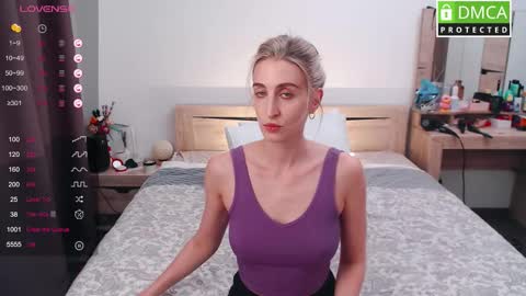 Milana online show from 12/19/25, 12:12