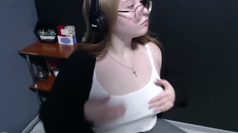 Veronica online show from 01/23/25, 10:54