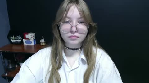 Veronica online show from 01/27/25, 07:14