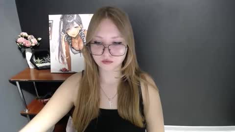 Veronica online show from 09/29/25, 06:40