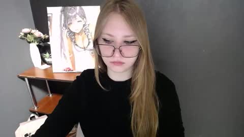 Snapshot of cute_minx chatting on 05/14/26, 06:31 Veronica online show from 05/14/26, 06:31
