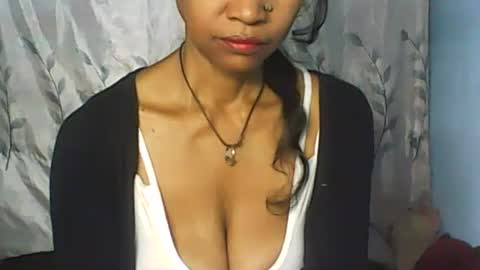 Snapshot of cute_moll chatting on 02/08/25, 03:19 murielle online show from 02/08/25, 03:19