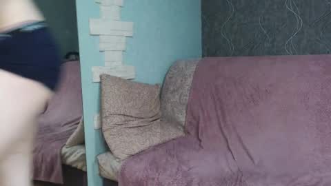 Oliver online show from 02/19/25, 07:38