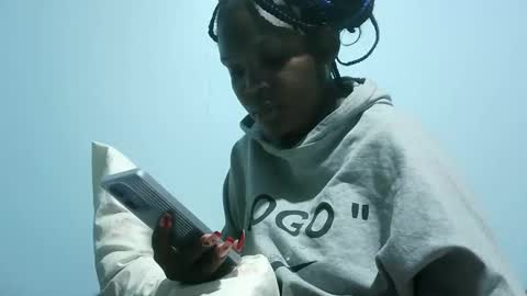 cute_roxie online show from 02/20/25, 11:10