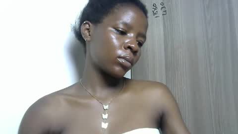 Snapshot of cute_sexy3 chatting on 01/23/25, 08:56 SHARON online show from 01/23/25, 08:56