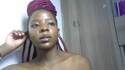 Snapshot of cute_sexy3 chatting on 01/30/25, 12:27 SHARON online show from 01/30/25, 12:27