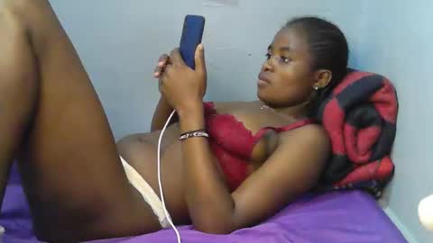 cute_shaniz online show from 10/22/25, 06:40