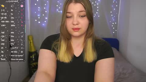 Sasha online show from 04/23/26, 05:15