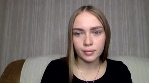 Snapshot of cute_shy06 chatting on 11/19/25, 06:19 cute_shy06 online show from 11/19/25, 06:19