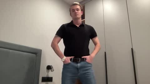 cute_skywalker online show from 10/07/25, 04:37