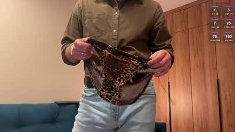 cute_skywalker online show from 04/11/26, 06:23