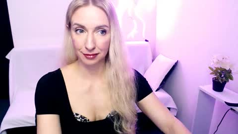 cute_smile_shy online show from 03/27/26, 06:18