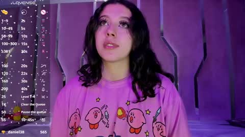 Snapshot of cute_stoone chatting on 02/12/25, 04:54 SOLEI online show from 02/12/25, 04:54