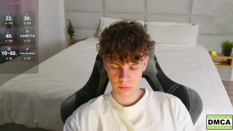 Snapshot of cute_thomas chatting on 12/29/24, 04:38 Thomas - online show from 12/29/24, 04:38