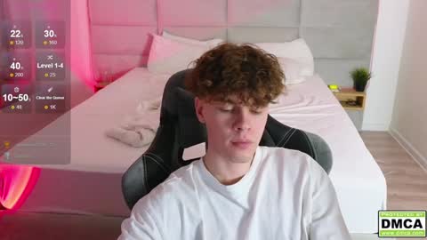 Snapshot of cute_thomas chatting on 02/05/25, 12:20 Thomas - online show from 02/05/25, 12:20
