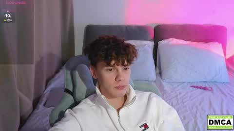 Thomas -  online show from 02/19/26, 04:03