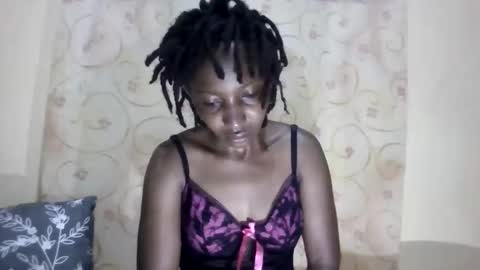 cute_xeniah online show from 09/15/25, 02:33