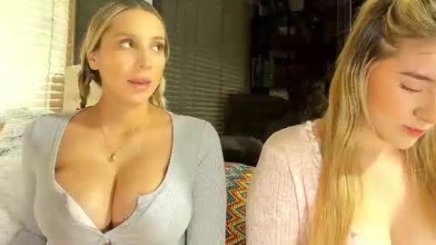 Snapshot of cuteanddesesperate chatting on 07/02/26, 06:03 WANNA SEE MORE OF TWINS online show from 07/02/26, 06:03