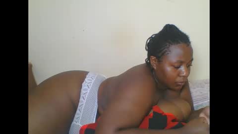 Snapshot of cuteaurel chatting on 05/06/26, 11:48 AURELIA online show from 05/06/26, 11:48