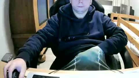 Cuteboy090 online show from 02/16/26, 01:13