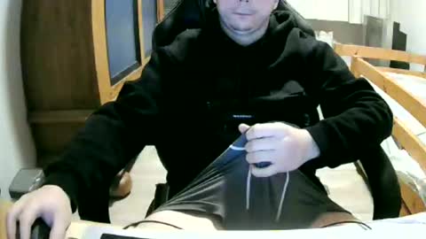 Cuteboy090 online show from 02/18/26, 11:01