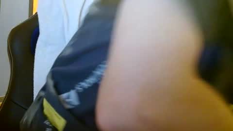 Cuteboy090 online show from 06/20/26, 10:18