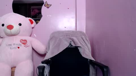 cutebuu online show from 07/18/26, 04:22