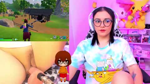 Snapshot of cutecinamonroll chatting on 02/10/25, 04:47 Cinna independent model online show from 02/10/25, 04:47