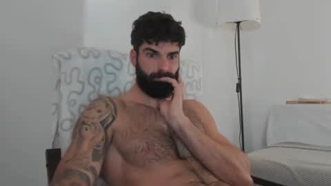 Snapshot of cuteeboy chatting on 02/24/25, 06:27 cuteeboy online show from 02/24/25, 06:27