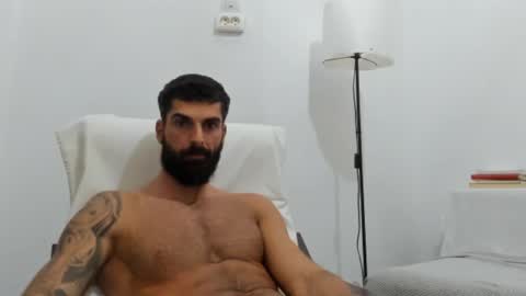 Snapshot of cuteeboy chatting on 10/23/25, 06:06 cuteeboy online show from 10/23/25, 06:06