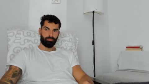 Snapshot of cuteeboy chatting on 11/03/25, 07:31 cuteeboy online show from 11/03/25, 07:31