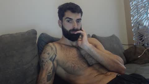 Snapshot of cuteeboy chatting on 11/08/25, 11:10 cuteeboy online show from 11/08/25, 11:10