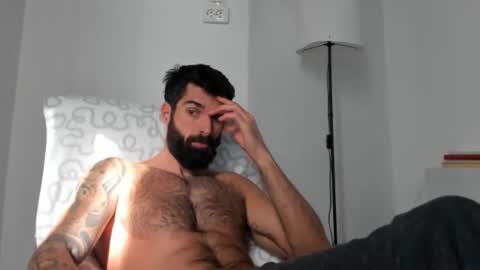 Snapshot of cuteeboy chatting on 11/22/25, 09:19 cuteeboy online show from 11/22/25, 09:19